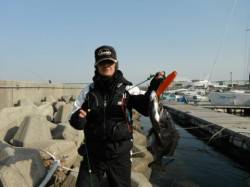 初釣りでＢＩＧチヌ♪泉大津ＲＴ（2日・朝）…