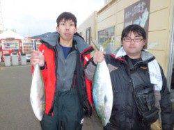 マリーナシティ海洋釣り堀 青物中心に楽しめてます☆