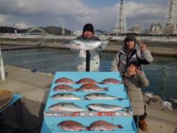 マダイ＆ハマチつったぞ～！ マリーナシティ…