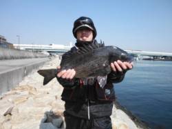 【メタボチヌ釣れました♪】南芦屋浜 