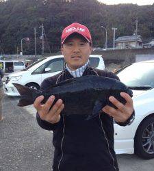 串本の磯 フカセでグレ45cm！