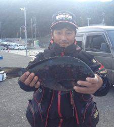 萩尾でフカセ、グレの狙い目は昼からです