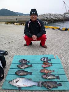 神谷一文字、二人でヒラスズキ含む5目釣り達…