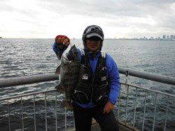 【チヌ釣れました♪】南芦屋浜