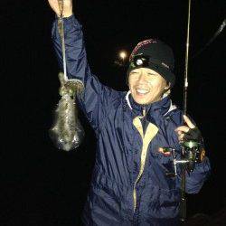 すさみ港 エギングでアオリイカ 天候は快適☆