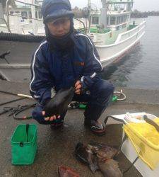 グレにイガミにカワハギ、ウマヅラと大漁です！萩尾でフカセ