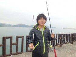 お子さんもサビキでイワシ釣り楽しめます♪