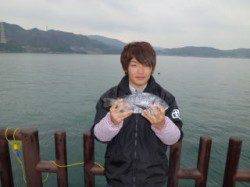 マリーナシティ海釣り公園、紀州釣りでチヌの釣果