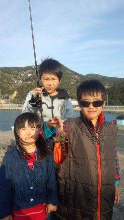 阿尾漁港 ジグヘッド使用でガシラ9匹