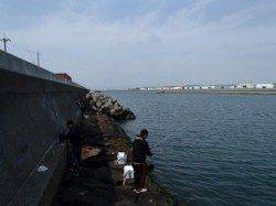 ズボ釣りでチヌ！ハネも♪泉大津RT　２３日昼