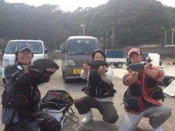 コレダイでフカセ釣り、強風のため早上がりです