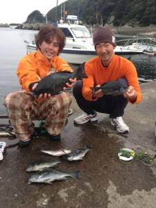 串本の磯 フカセでグレ47.7cm