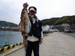 神谷一文字 ヤエンでアオリイカ〜1.6kgの釣果