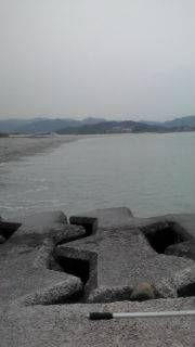 吹上浜 満潮時に投げ釣りでカレイ34cm