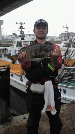 沖一文字北で落とし込み〜餌はパイプ〜