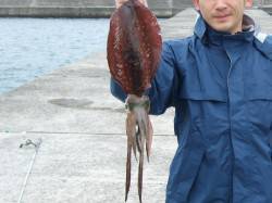 堺・一本松漁港、2回目のアタリでキロアップ…