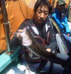 岸和田一文字 ウキ釣りでのハネ釣果