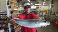 堺堤防先端で3.5kgのメバルGET！！！…