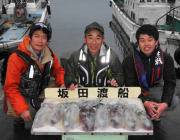 黒島の磯 エギ・ヤエンでアオリイカ〜2.1kg