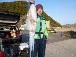 神谷一文字 ヤエンでアオリイカ最大2.3kg