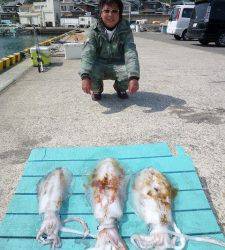 1.9kgの大物！神谷一文字エギング釣果