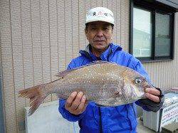 湯浅の磯 フカセで真鯛53cm