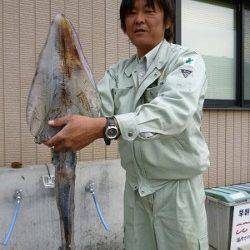 湯浅の磯のヤエン釣り、2キロアップにキロアップ ↑↑