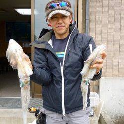 湯浅の磯 エギングでアオリイカのキロクラス狙える