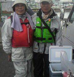 旧一文字赤灯、22～24センチのアジ、20匹オーバーの釣果☆