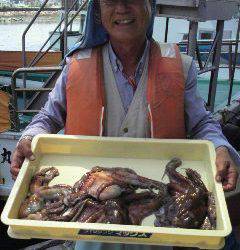 沖一文字タコ 5杯で3キロの釣果☆