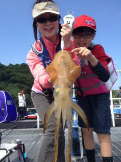 シモツピアーランド　エギングでアオリイカ9…