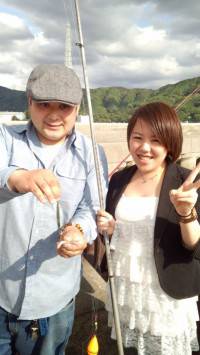 イワシいっぱい釣れますヨ！マリーナシティ釣…