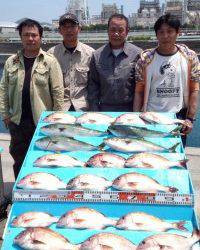 【17日マリーナシティ海洋釣り堀】ハマチにマダイ！！