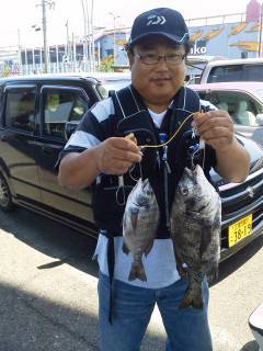 チヌ42センチなど　〜岸和田沖の一文字で紀…