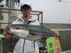 武庫一でメジロ！シーバスも狙える♪