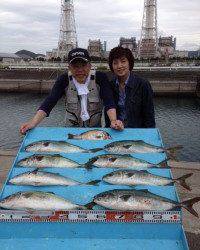 マリーナシティ海洋釣り堀　やったぜ！ 青物大漁！