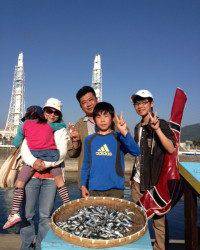 【1000匹】さびきでイワシ爆釣中！平目も釣れました！