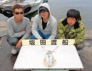 黒島の磯 ヤエンでアオリイカ3.2kg出た！