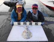 エギングで良型アオリイカ　黒島の磯