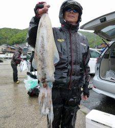 神谷一文字・沖一文字内向きでのイカウキ釣りキロアップ釣果