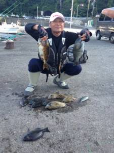 コレバイ・フタワレ大島でのフカセ釣果☆