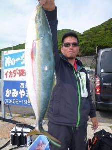 沖一文字でナイスなハマチ！ショアジギング