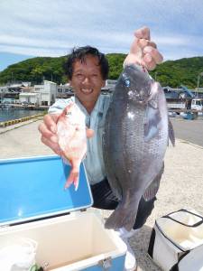 沖一文字でのカゴ釣り、グレ43cm