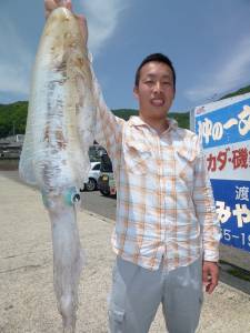 本日晴天！釣り日和♪　工場裏でもヤエン好調…