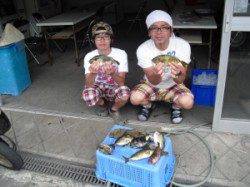 沖ノ島_地ノ島　フカセでアイゴ〜26cm8匹