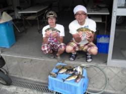 沖ノ島_地ノ島　フカセでアイゴ〜26cm8…