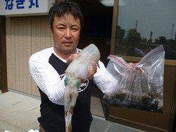 湯浅の磯でのエギング、オレンジ＆ブルー系のエギでアオリＧＥＴ！