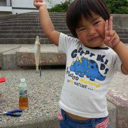 室津港　投げ釣りでキス14匹＆ベラ2匹　3歳のお子さんも楽しめました☆