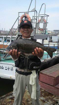 一文字での落とし込み釣果　エサはイガイです…