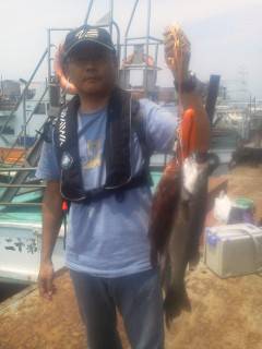 岸和田一文字　シラサエビでハネ・ガシラ